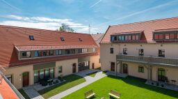 Gutshof zum Lugturm